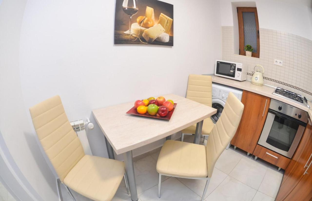 Spacious And Modern Apartment Close To Old City Bukurešť Exteriér fotografie